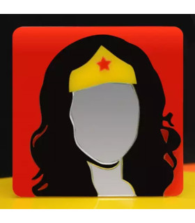 miroir rigolo wonder woman