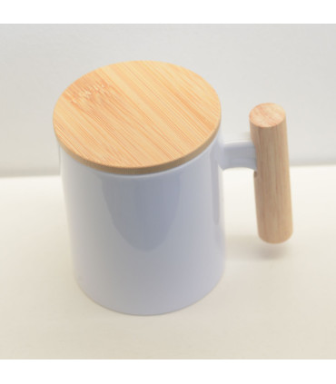 mug avec son couvercle en bois personnalisé