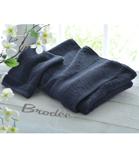 drap de bain brodé bleu marine