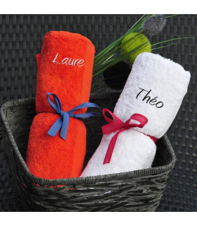 Duo serviette brodée et personnalisée