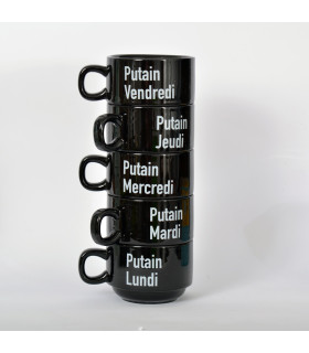 Les tasses à café avec gros mot