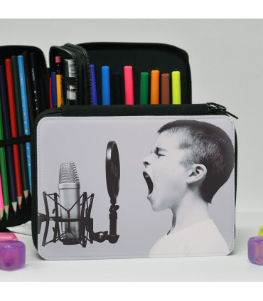 trousse photo avec des feutres